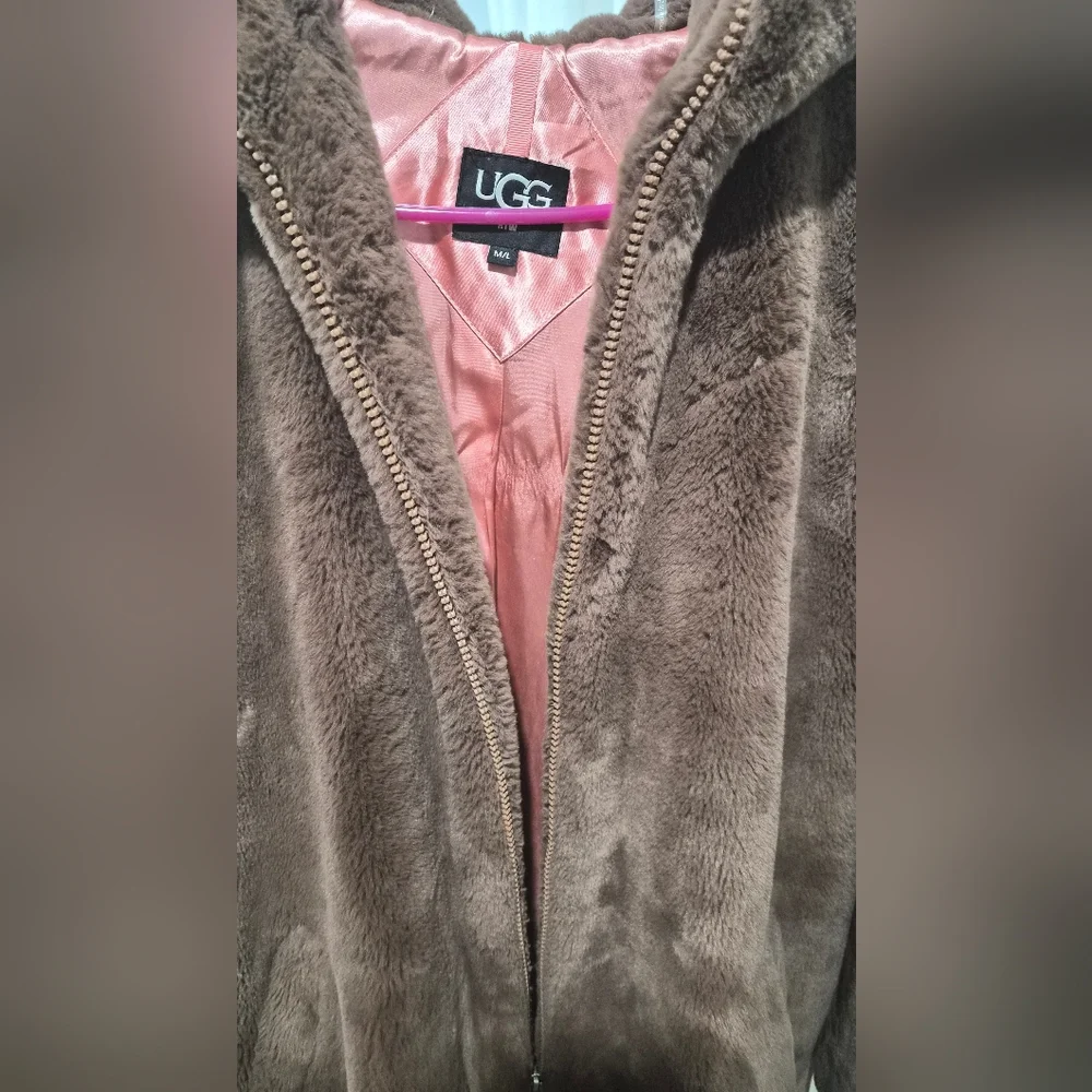UGG Chocolate Teddy Jacket for Women - Size M/L - Picture 4 of 6